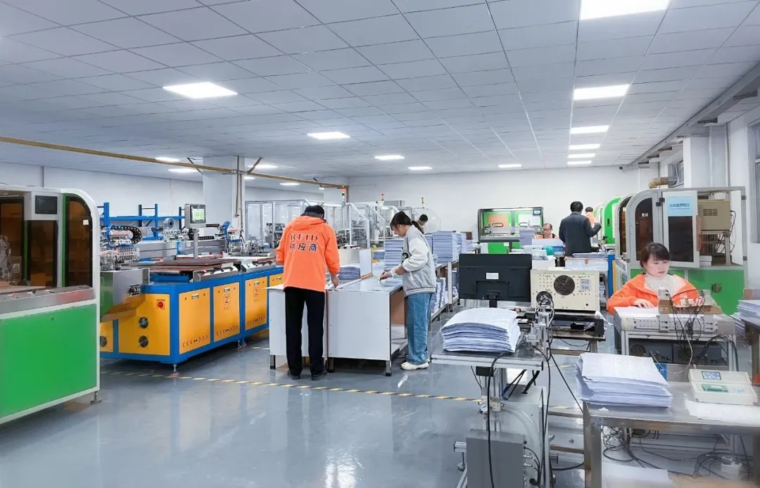 【扩产增效】至尊国际集团深圳总部新增1800㎡智能Inlay中料工厂