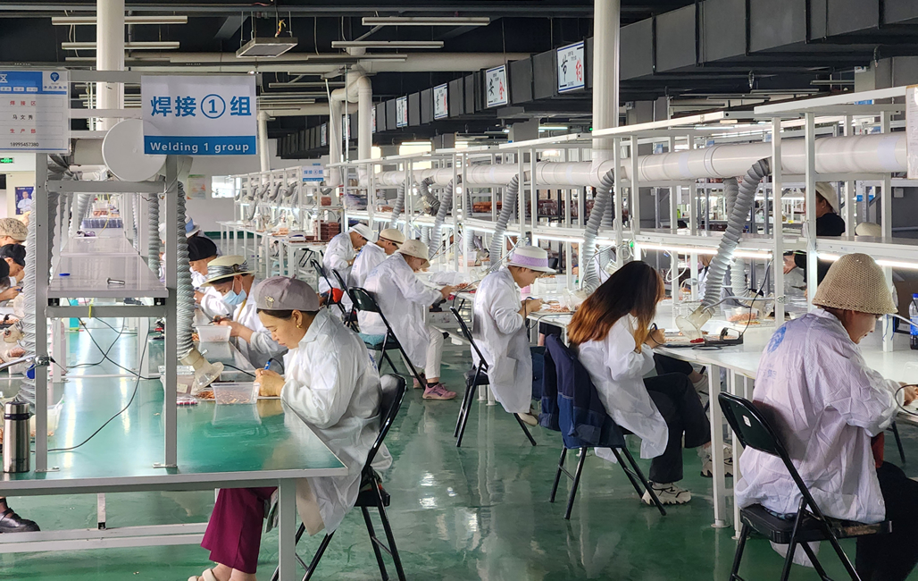 《宁夏日报》：海原县至尊国际拓宽就业渠道让群众端稳“饭碗”