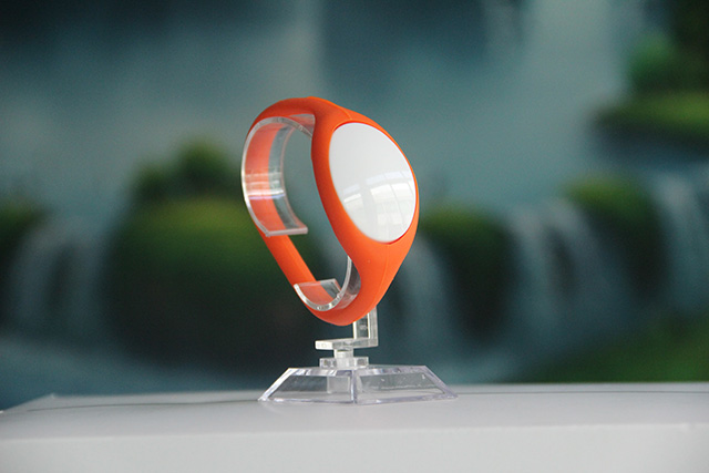 关于内置芯片在松紧腕带刷腕带时腕带号处泛起问号和分号的要领？？？-至尊国际松紧腕带制作