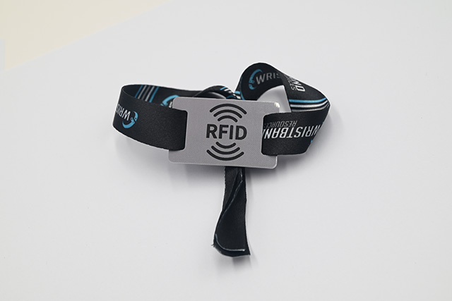 感应式PVC卡常用的芯片有哪几种呢？？？？？