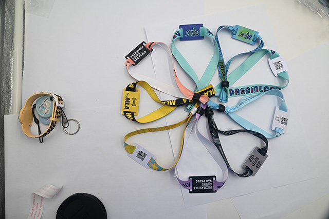 礼物卡制作，，，，，，，，vip校园卡治理系统，，，，，，，，套餐优惠推出