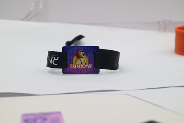 什么是人像卡，，，，，，，，人像卡的简介及制作要求和标准